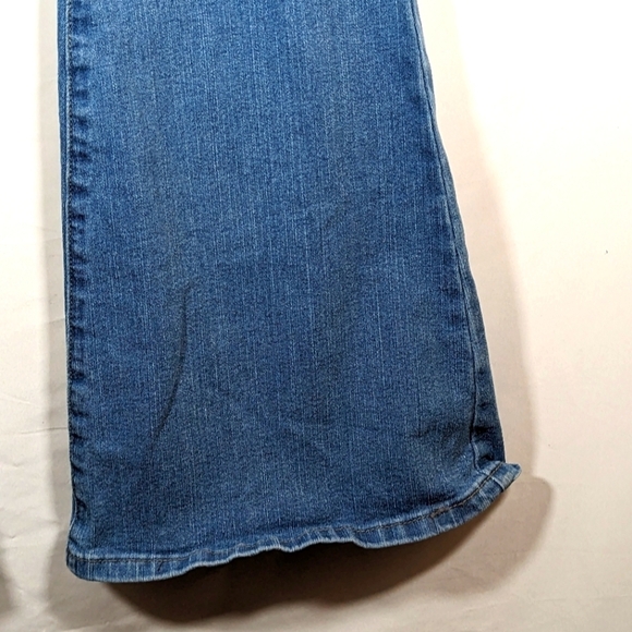 Shein Maternity Flared Leg Over the Belly Jeans Size Large (8/10) - Picture 3 of 8